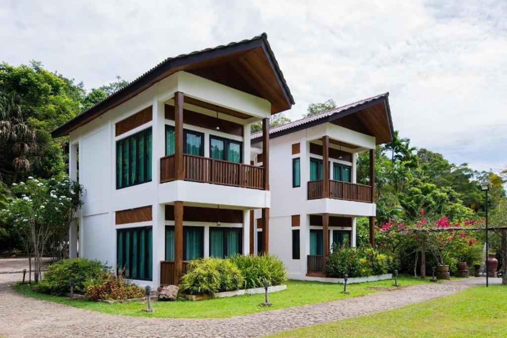 Bidaisari Resort ベントン エクステリア 写真
