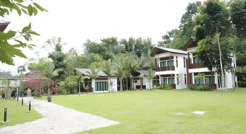 Bidaisari Resort ベントン エクステリア 写真